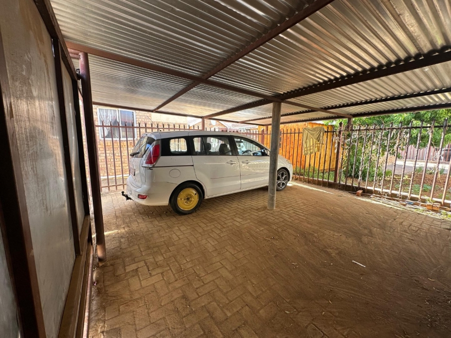 2 Bedroom Property for Sale in Vista Park Free State